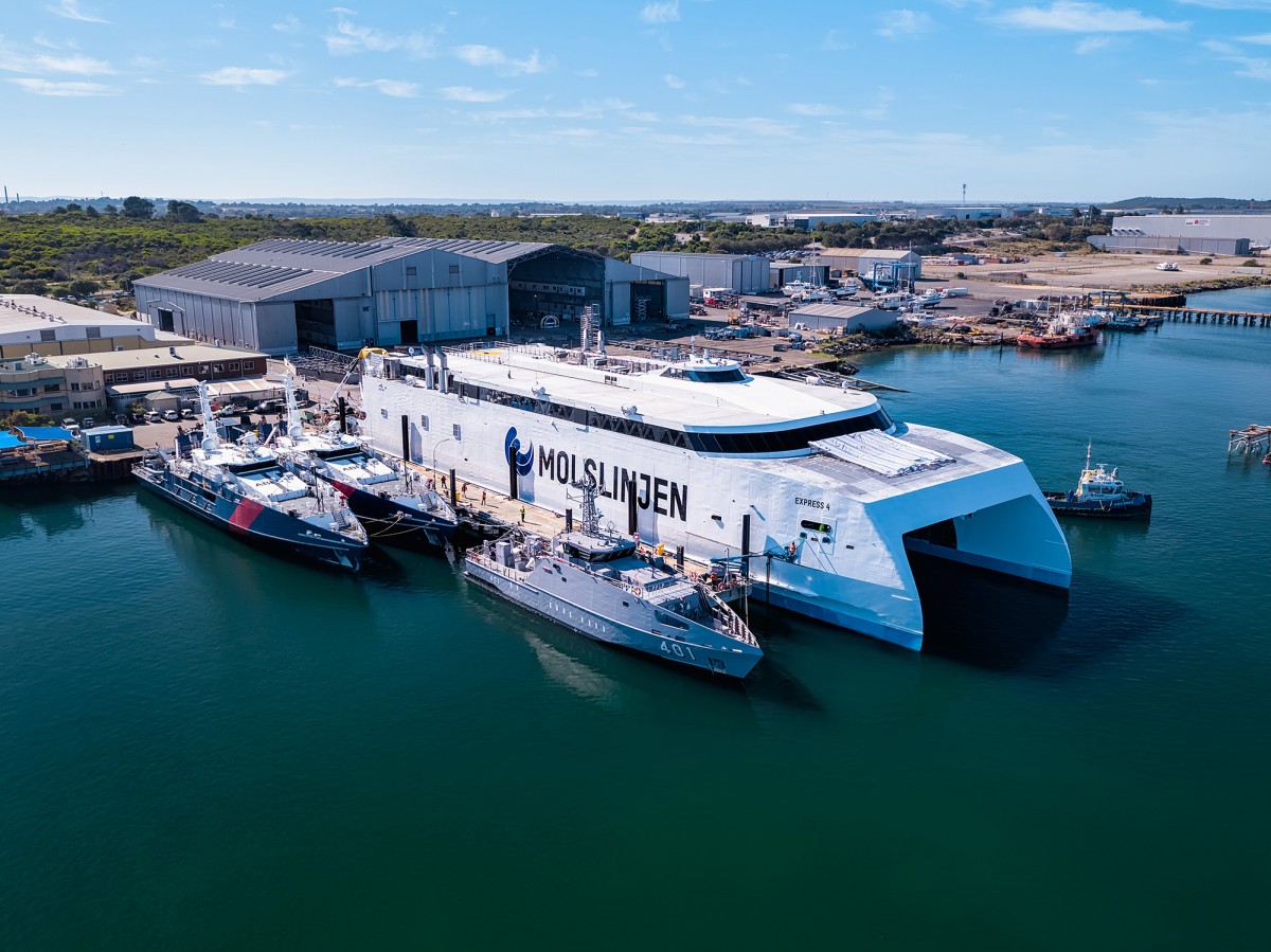 AUSTAL-0055-SKYPERTH.COM MR.jpg