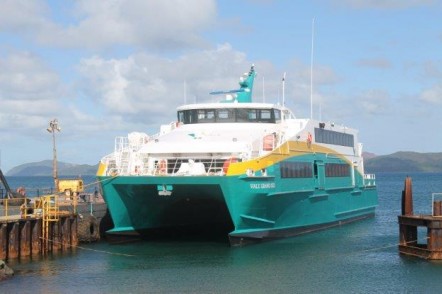 catamaran passenger ferry manufacturers