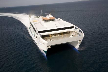 catamaran passenger ferry manufacturers