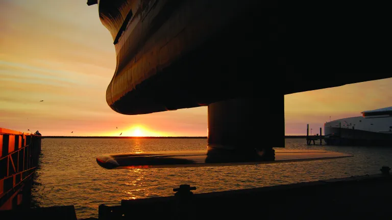 Image of a T Foil representing Austal's motion control systems.