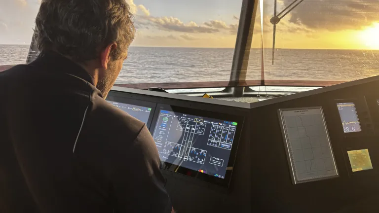Image of Austal employee delivering MARINELINK-Prime upgrade on Prony Express.
