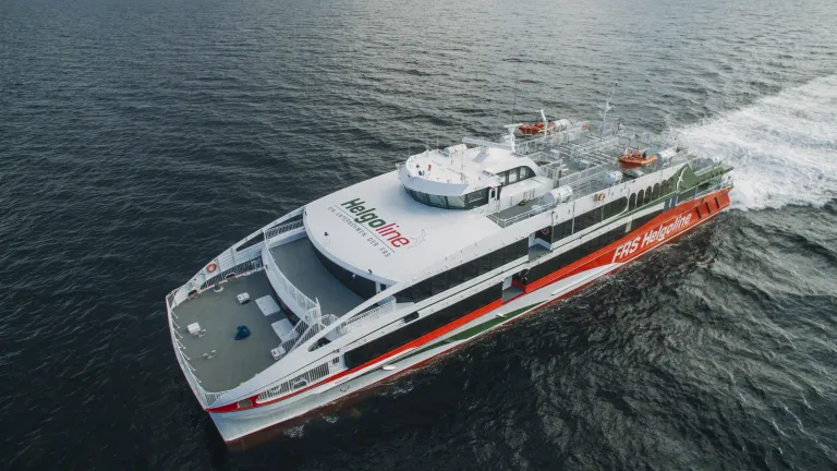 Austal Passenger Express 56-1.jpg