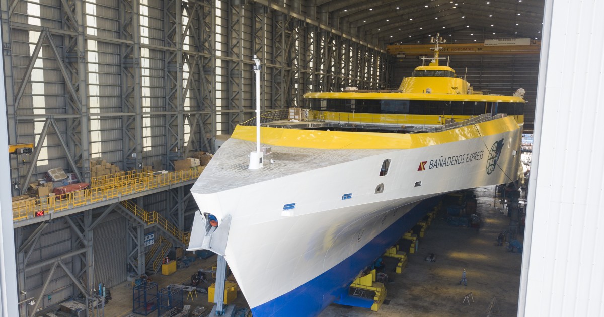 www.austal.com